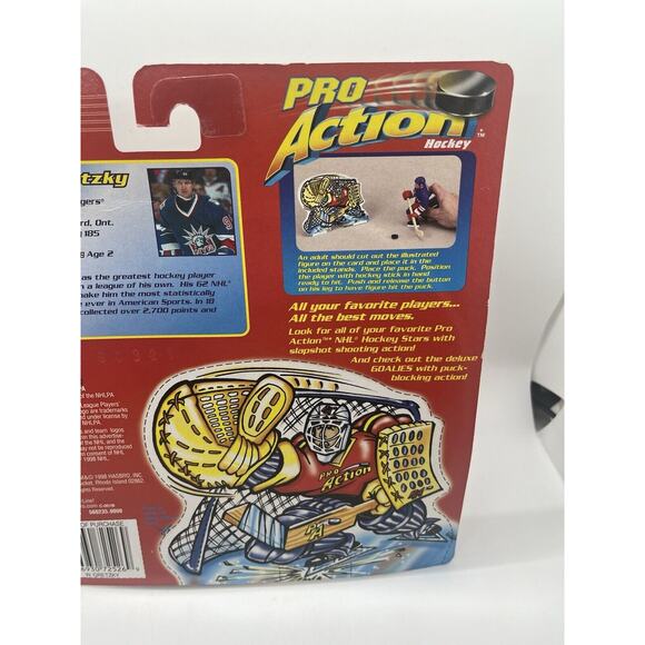 1998 HASBRO STARTING LINEUP NHL PRO ACTION WAYNE GRETZKY NEW YORK RANGERS HOF - Picture 3 of 8